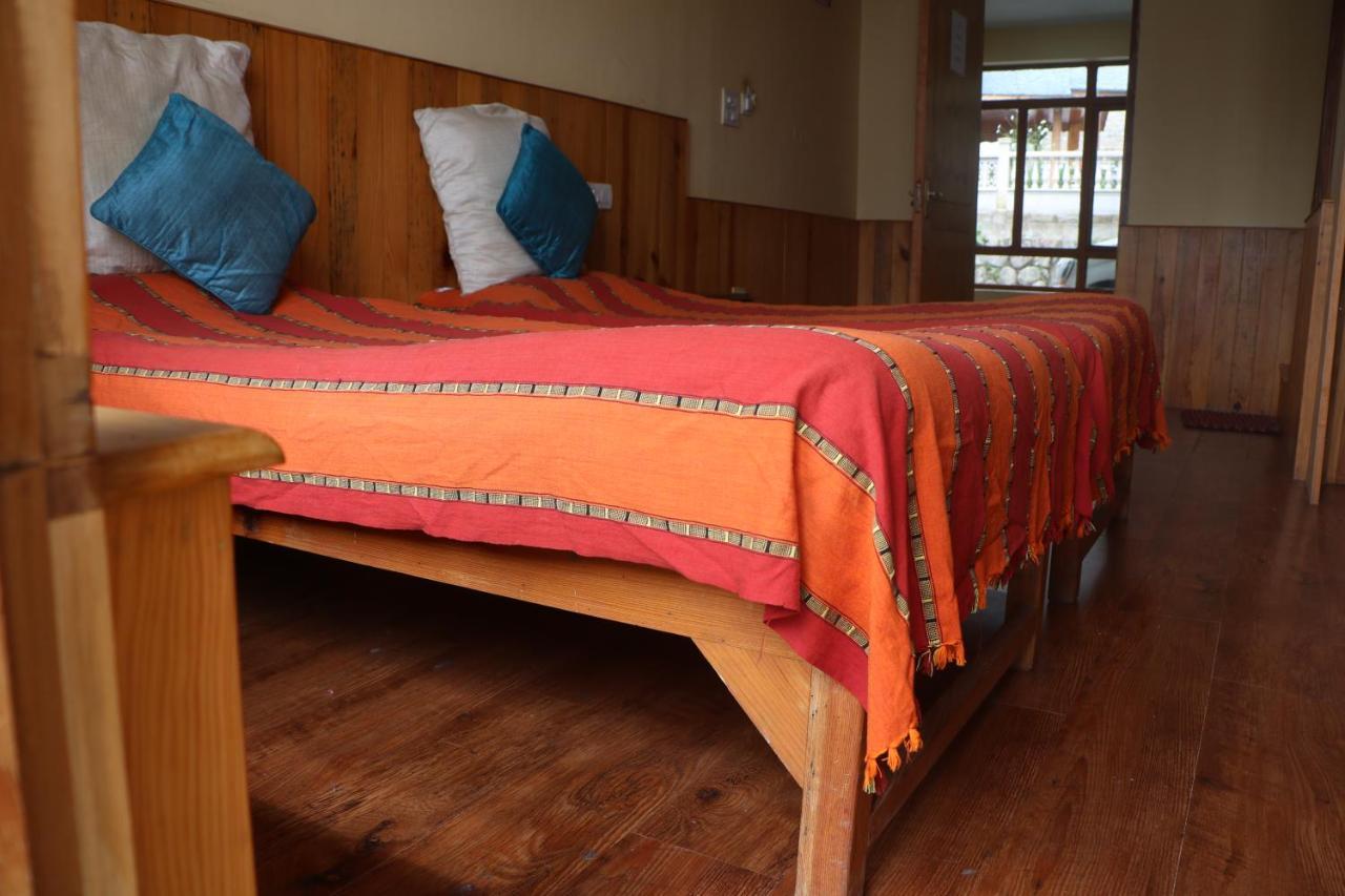 Pema Thang Hotel Kangra Exterior foto